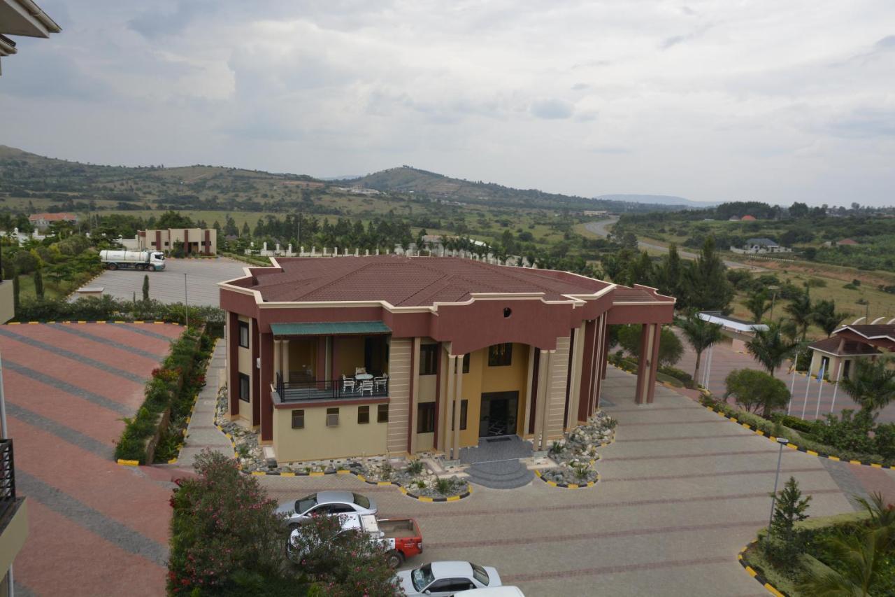 Las Vegas Garden Hotel Mbarara Exterior foto